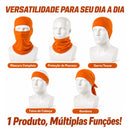 Balaclava laranja sob capacete